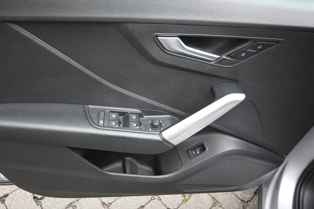 Audi Q2 1.0 TFSI S line - Thumbnail 13