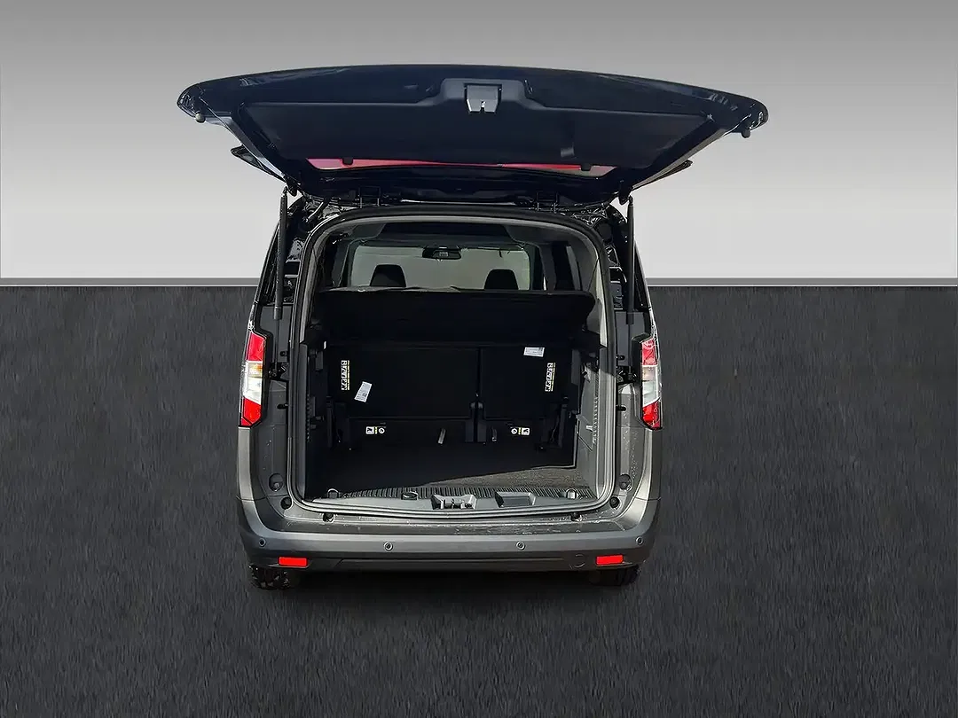 Ford Tourneo Courier Titanium - Thumbnail 8