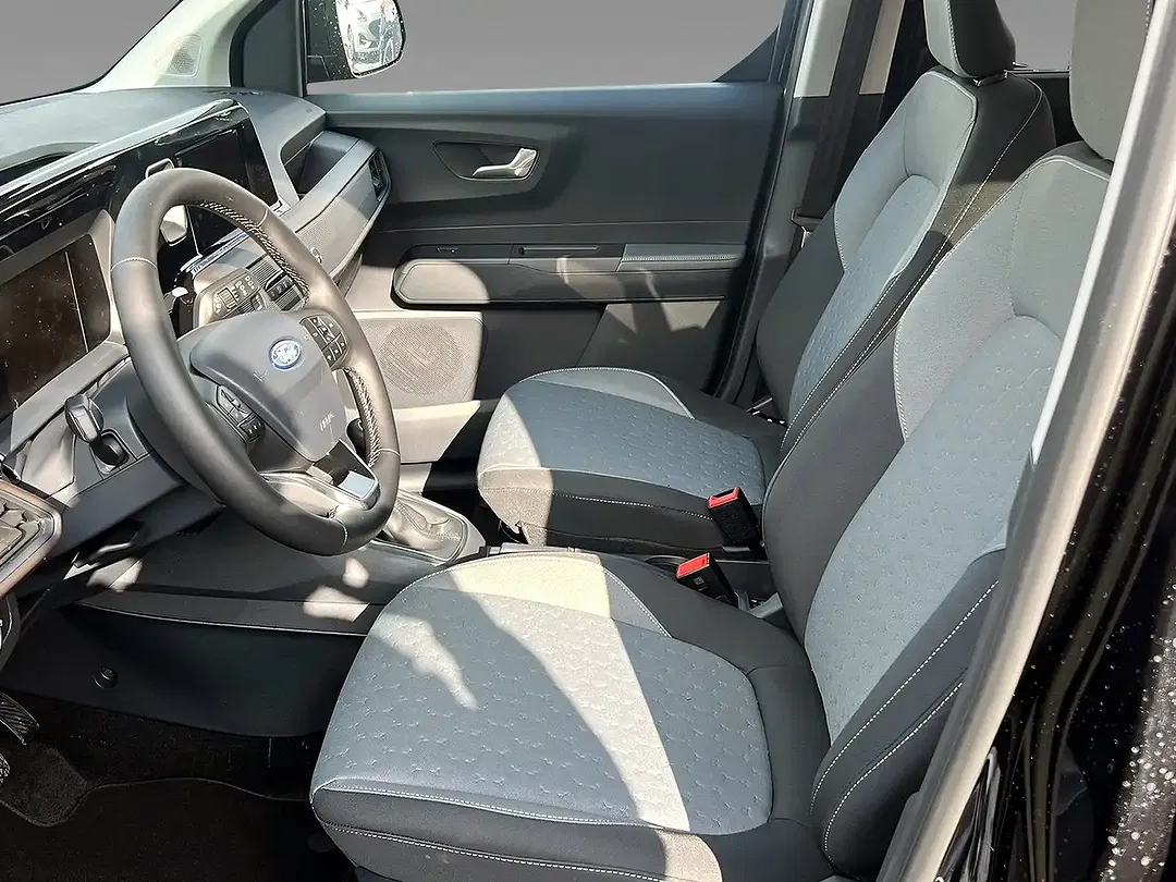 Ford Tourneo Courier Titanium - Thumbnail 9