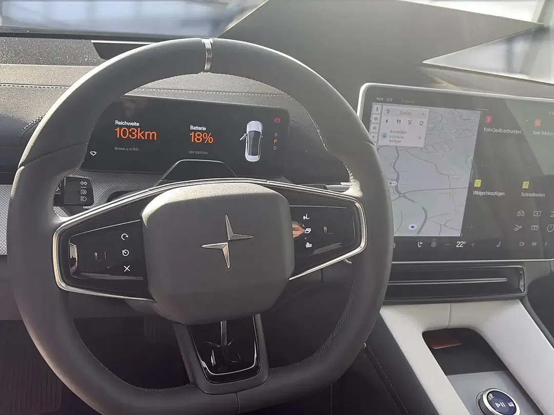 Polestar 4 Long Range Pilot Plus - Thumbnail 9