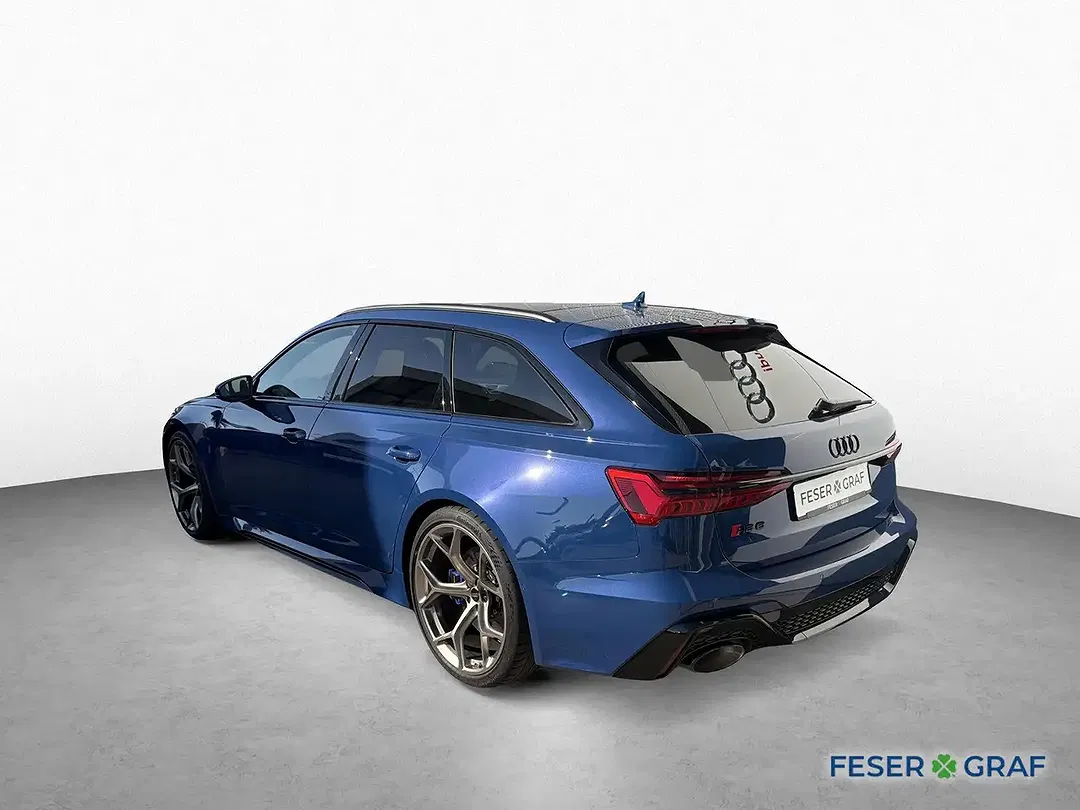 Audi RS6 performance Avant - Thumbnail 3