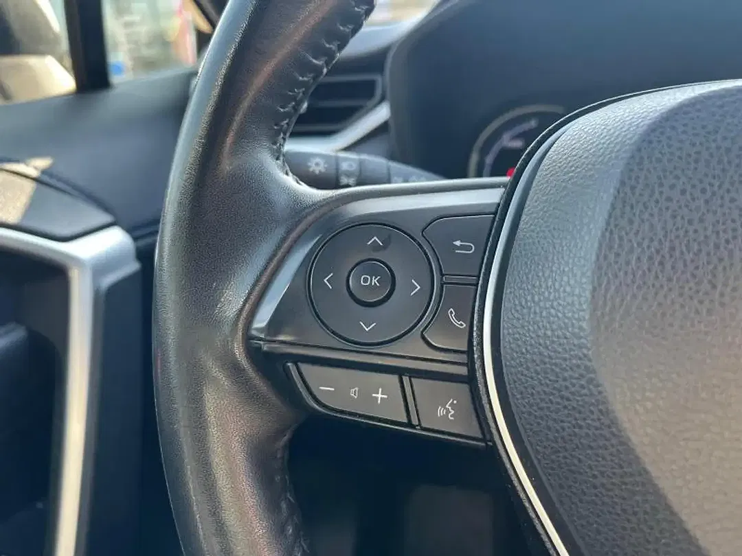 Toyota RAV 4 Style Plus - Thumbnail 11