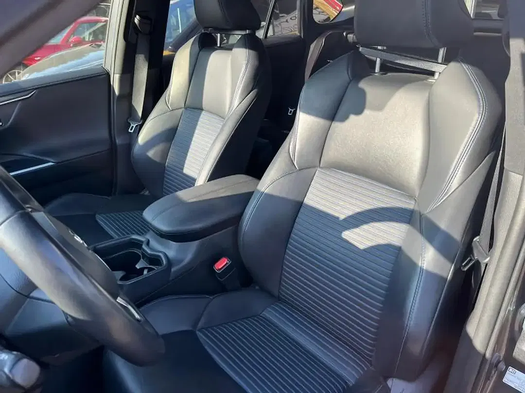 Toyota RAV 4 Style Plus - Thumbnail 8