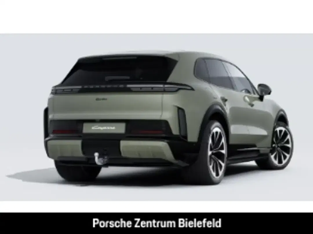 Porsche Cayenne EV Turbo - Thumbnail 9