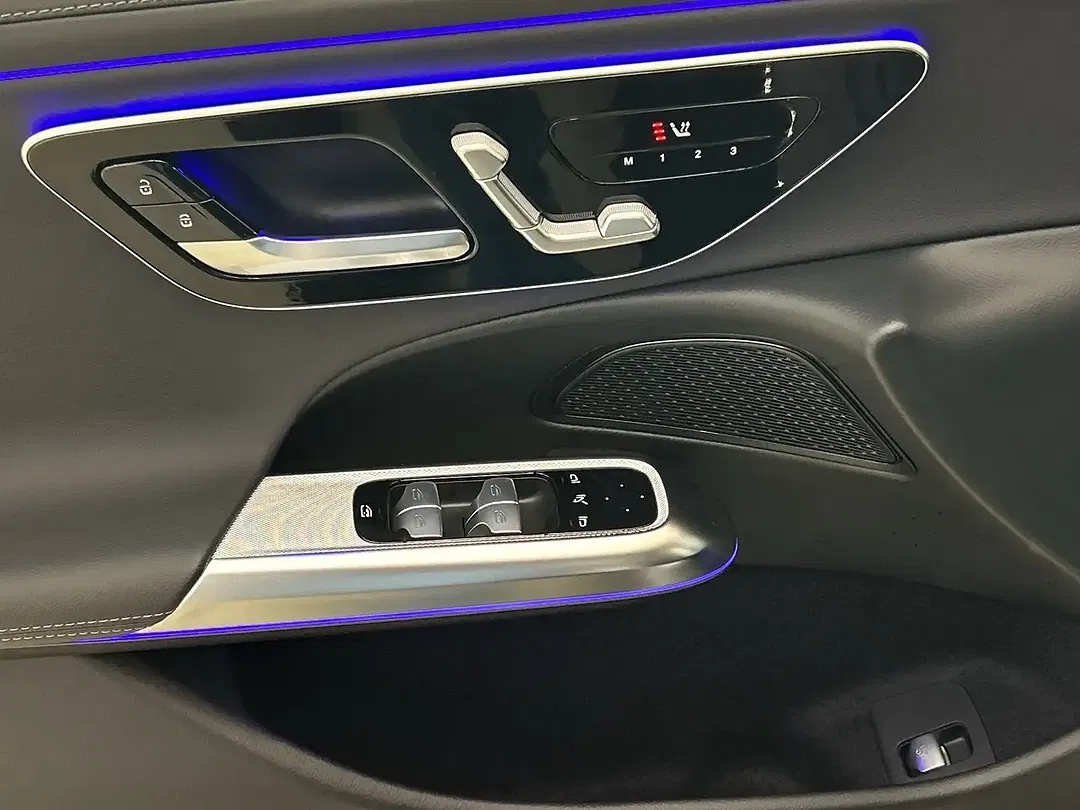 Mercedes-Benz E 220 4MATIC AMG Line Advanced Plus - Thumbnail 10