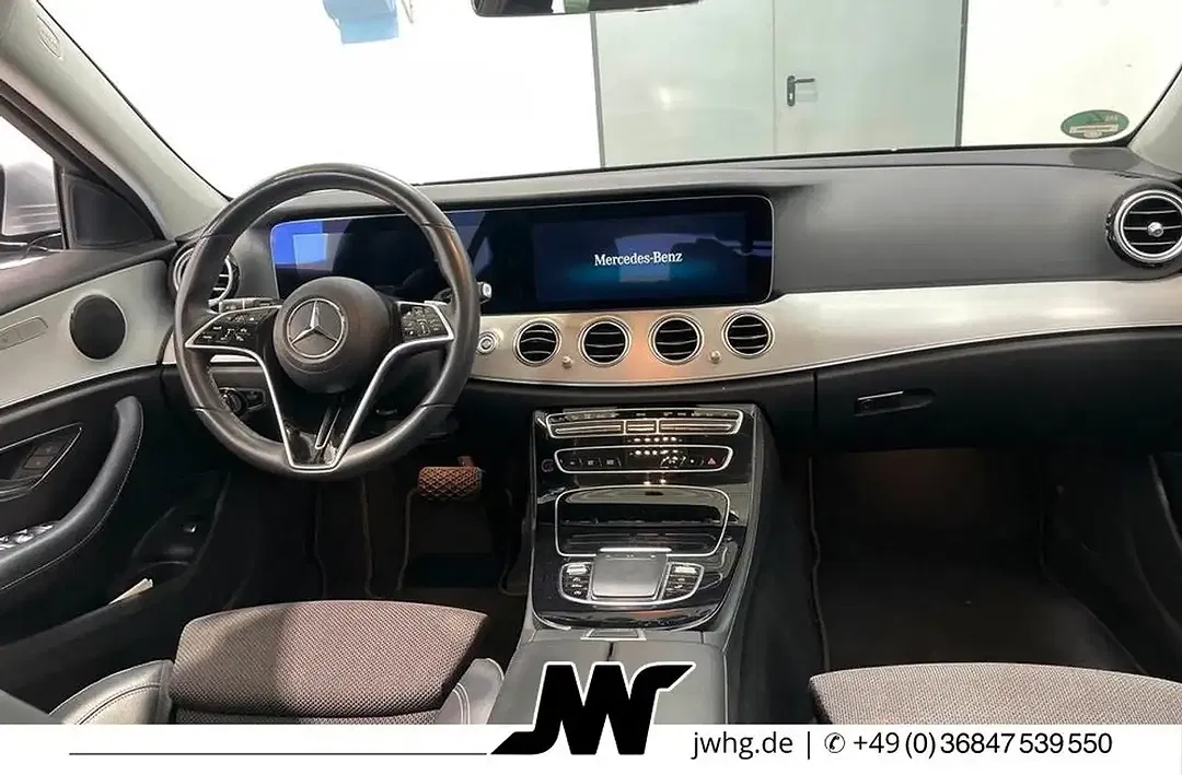 Mercedes-Benz E 220 Avantgarde - Thumbnail 3