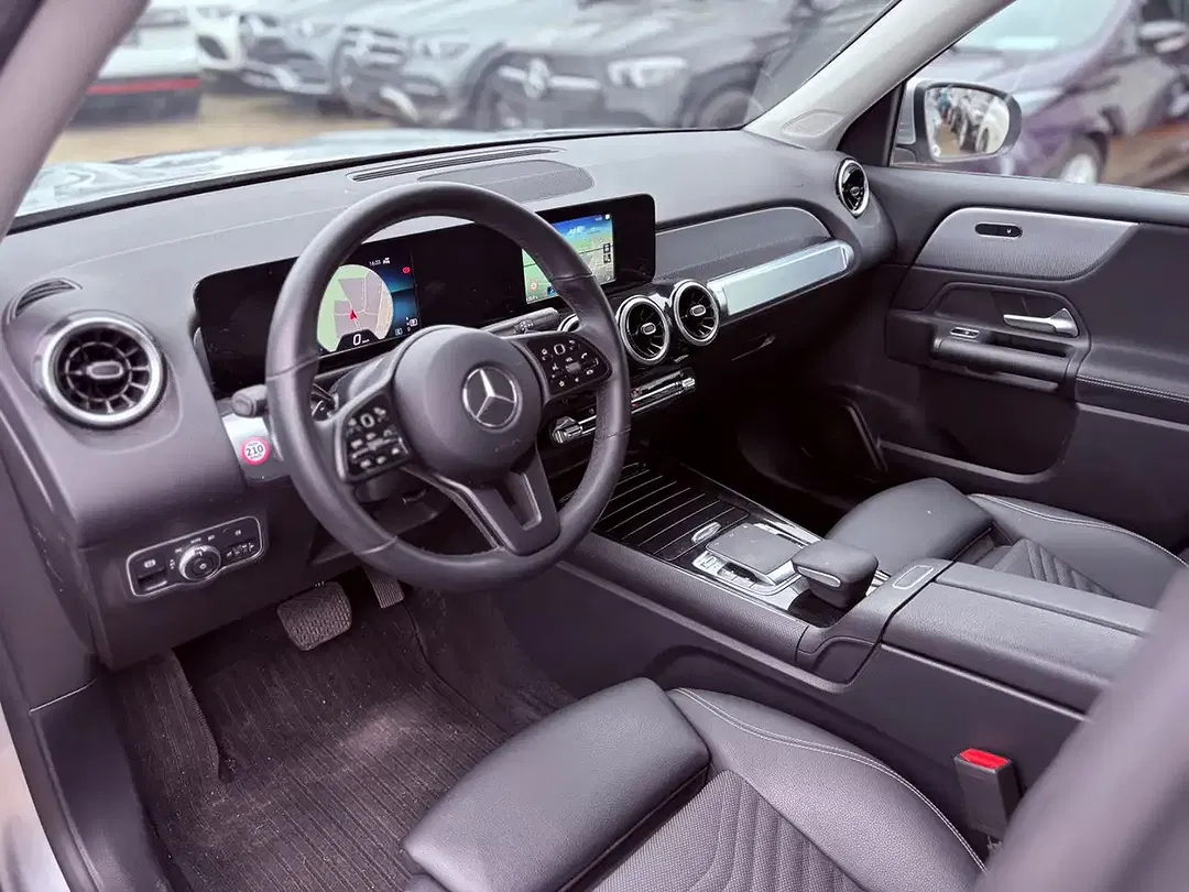 Mercedes-Benz GLB 200 - foto 13