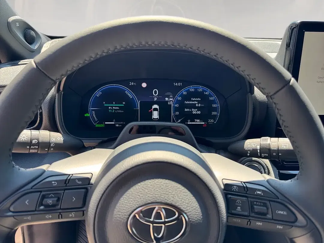 Toyota Yaris Cross 1.5 Hybrid Style Plus - Thumbnail 8