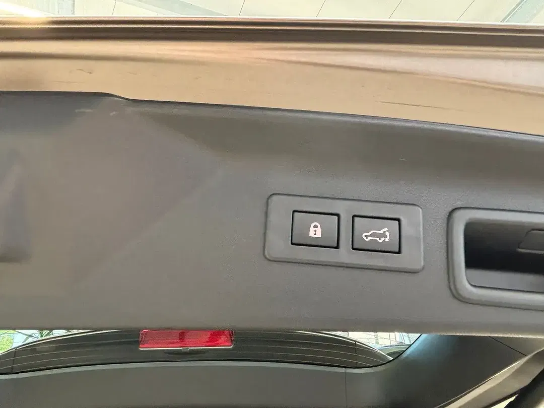 Subaru Forester 100kW 2.0 AWD Exclusive - Thumbnail 8