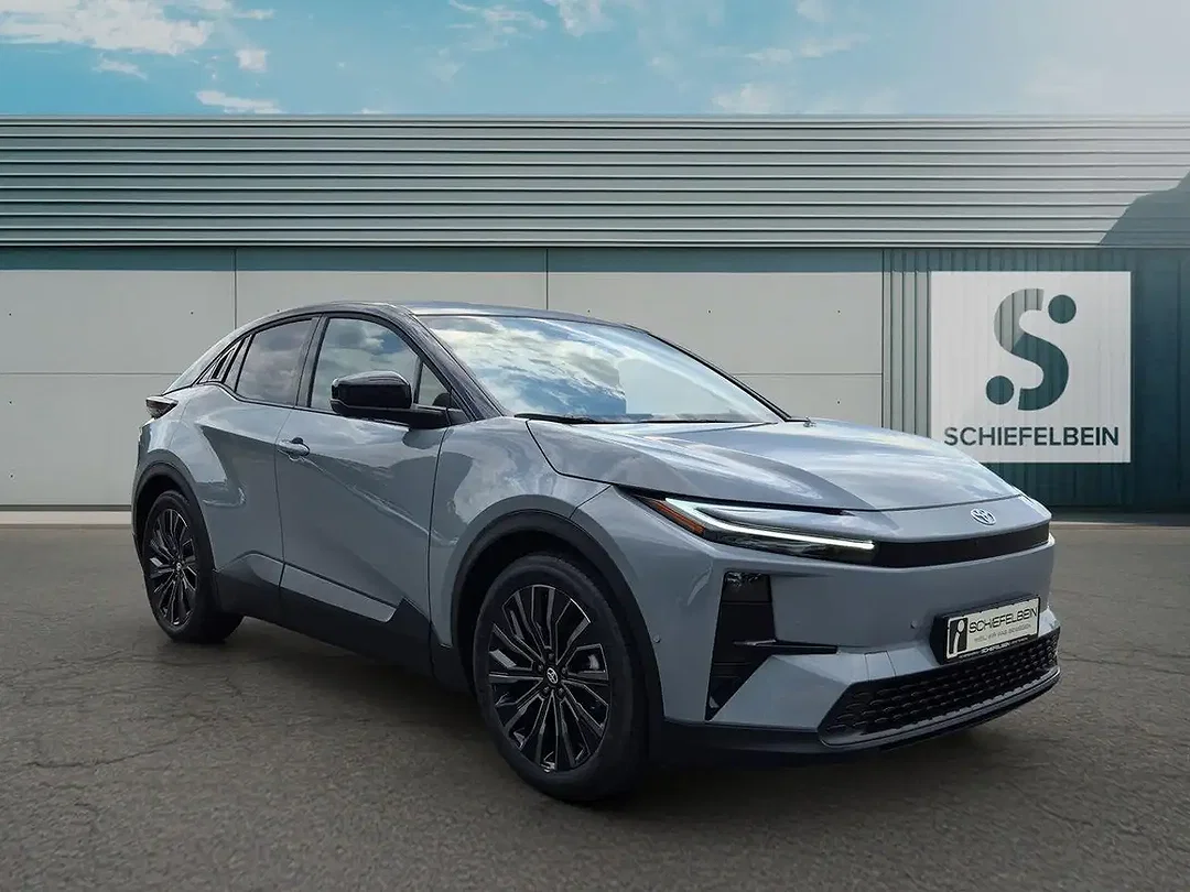 Toyota C-HR 4x4 Lounge - Afbeelding 1