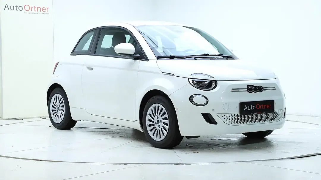 Fiat 500e - Thumbnail 10