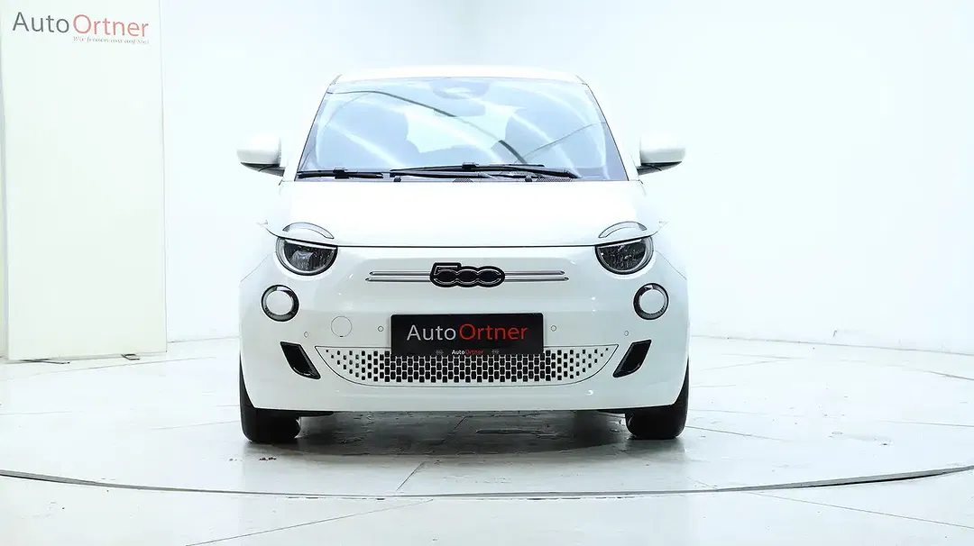 Fiat 500e - Thumbnail 11