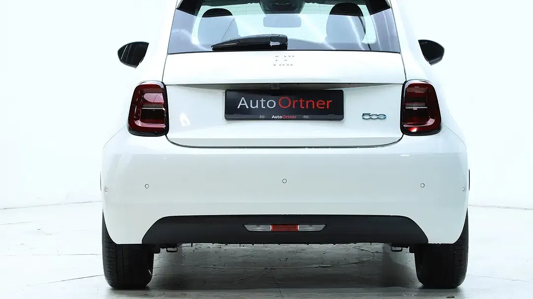 Fiat 500e - Thumbnail 6