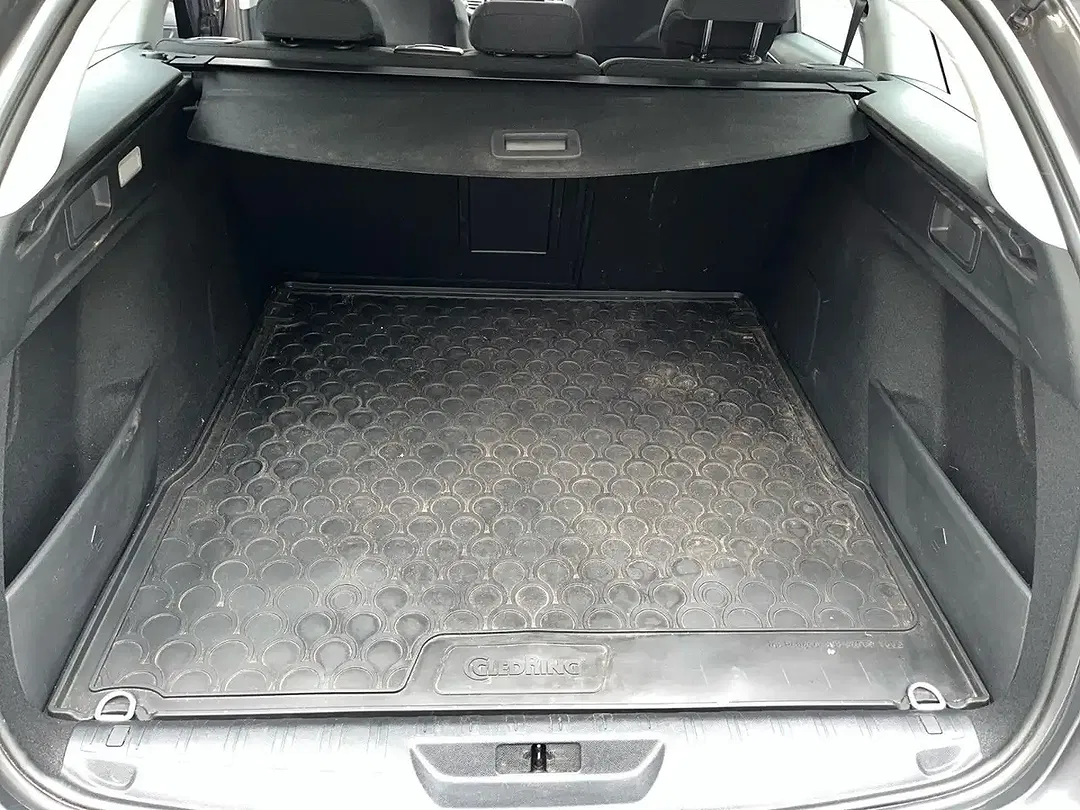 Peugeot 308 Allure SW - Thumbnail 12