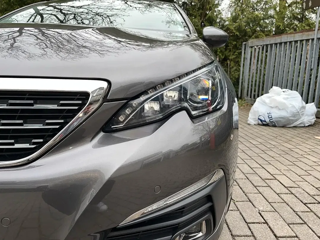 Peugeot 308 Allure SW - Thumbnail 5