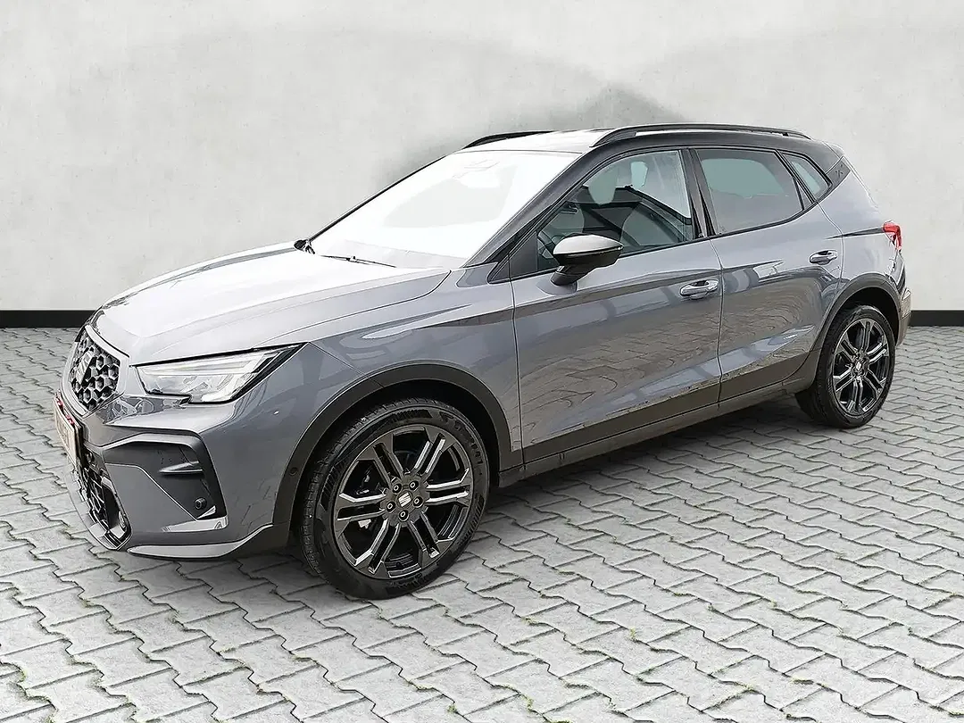 SEAT Arona 1.5 TSI DSG FR - Thumbnail 3