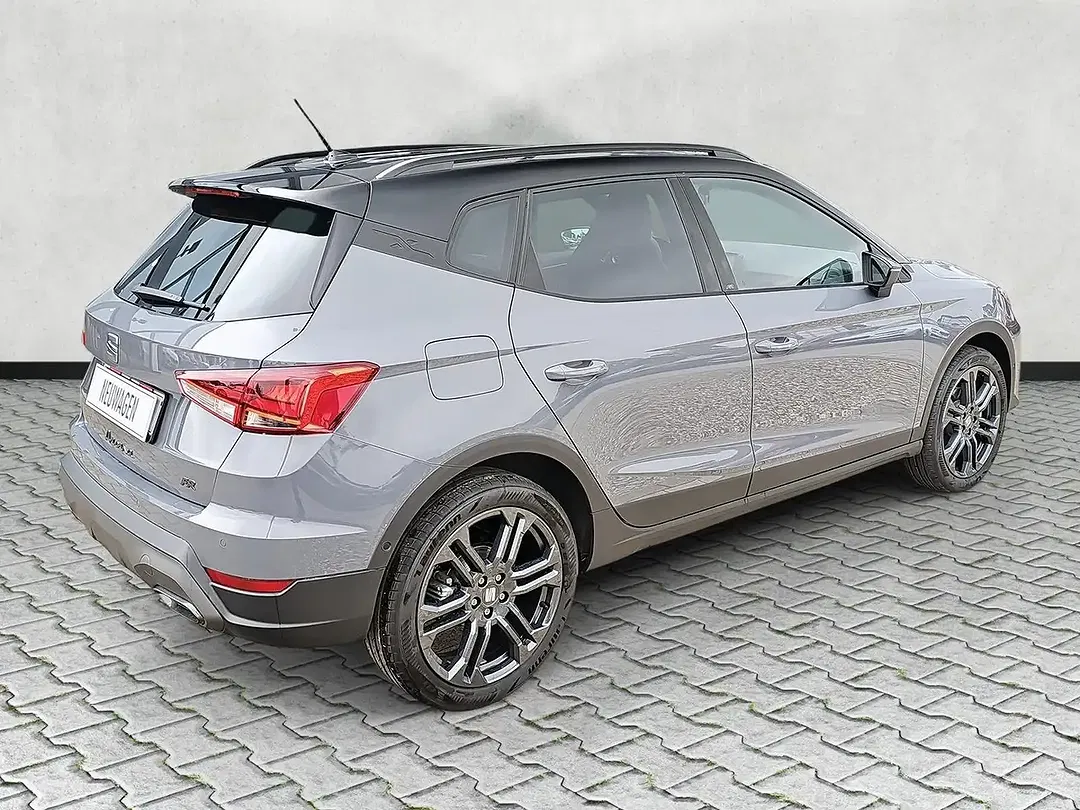 SEAT Arona 1.5 TSI DSG FR - Thumbnail 7