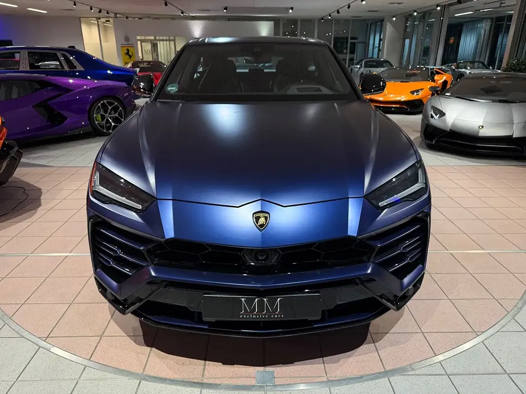 Lamborghini Urus - Thumbnail 3