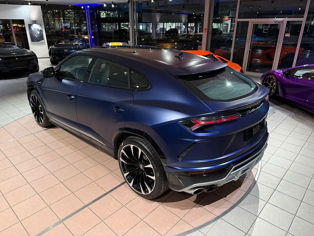 Lamborghini Urus - Thumbnail 7