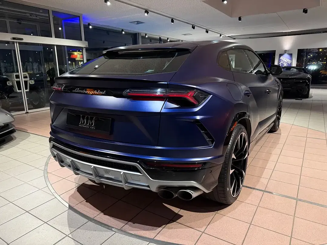 Lamborghini Urus - Thumbnail 8