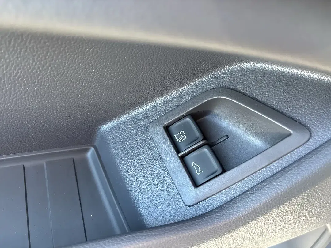 Volkswagen T7 Multivan eHybrid 4Motion Business - Thumbnail 14