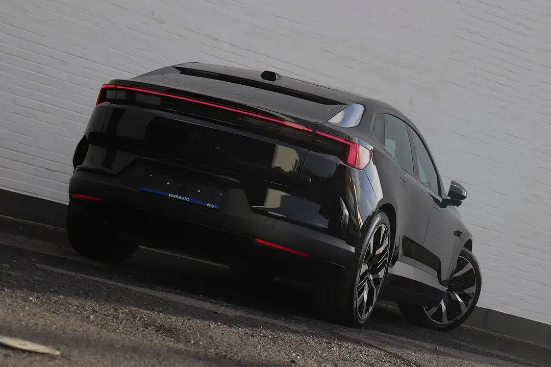 Polestar 4 Performance - foto 2