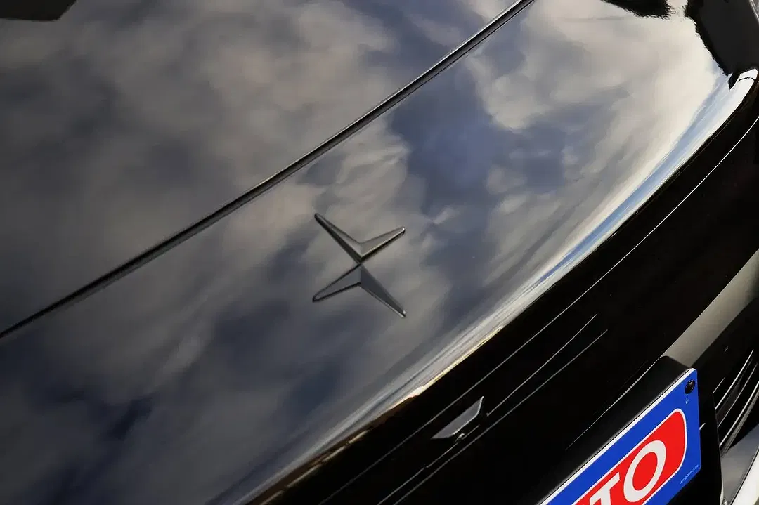 Polestar 4 Performance - Thumbnail 3