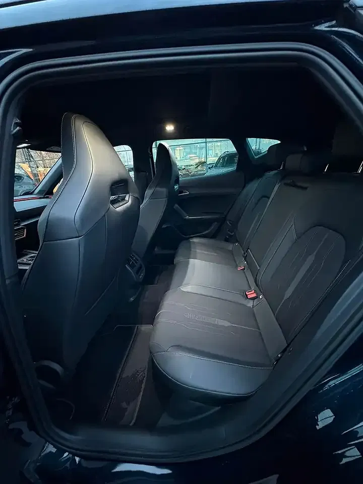 CUPRA Formentor PHEV VZ - Thumbnail 13