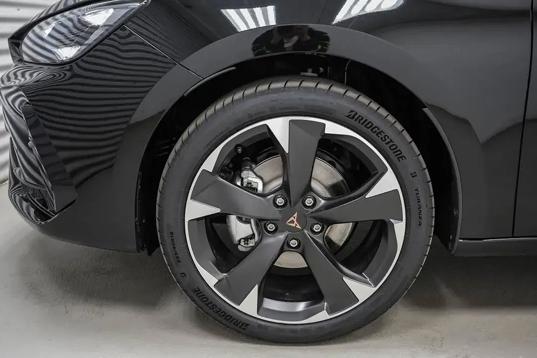 CUPRA Leon 1.5 eTSI DSG Sportstourer - Thumbnail 5