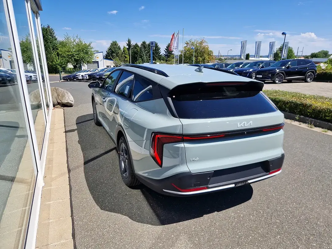 Kia K4 1.6 T-GDI DCT Vision Comfort - Thumbnail 9