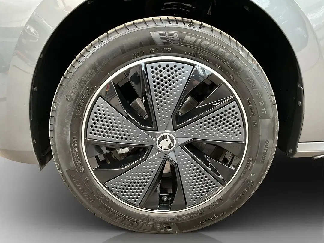 Skoda Kamiq DSG - Thumbnail 8