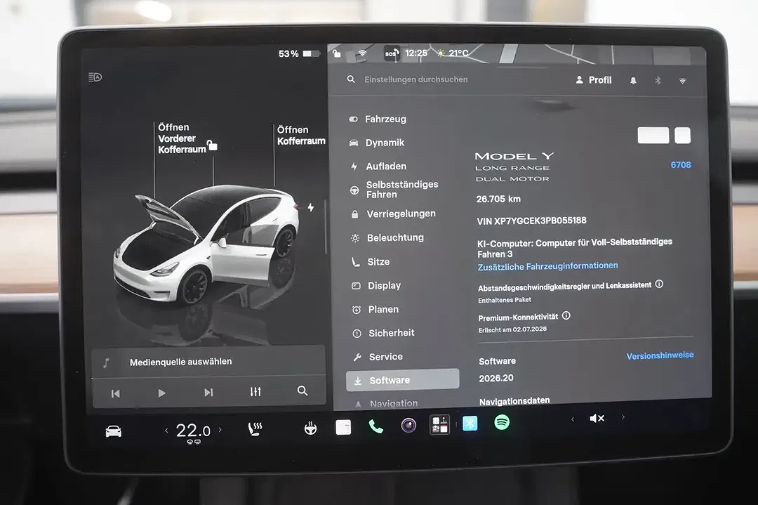 Tesla Model Y AWD Long Range - Thumbnail 11