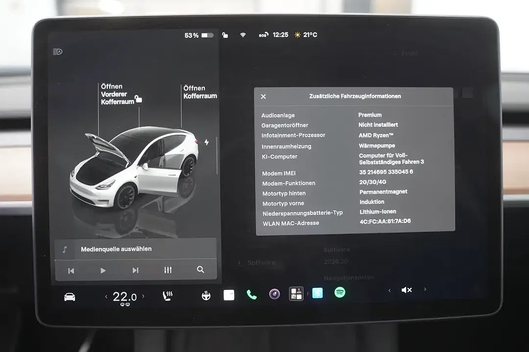 Tesla Model Y AWD Long Range - Thumbnail 12