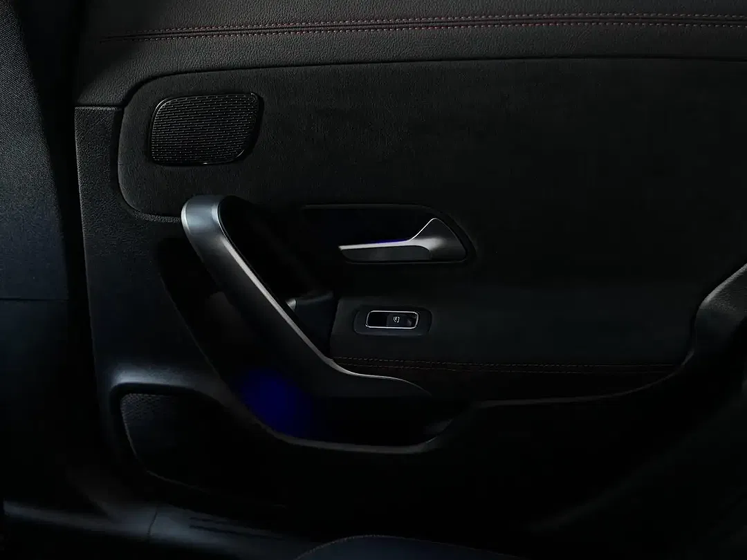 Mercedes-Benz CLA 180 AUT AMG Line - Thumbnail 11