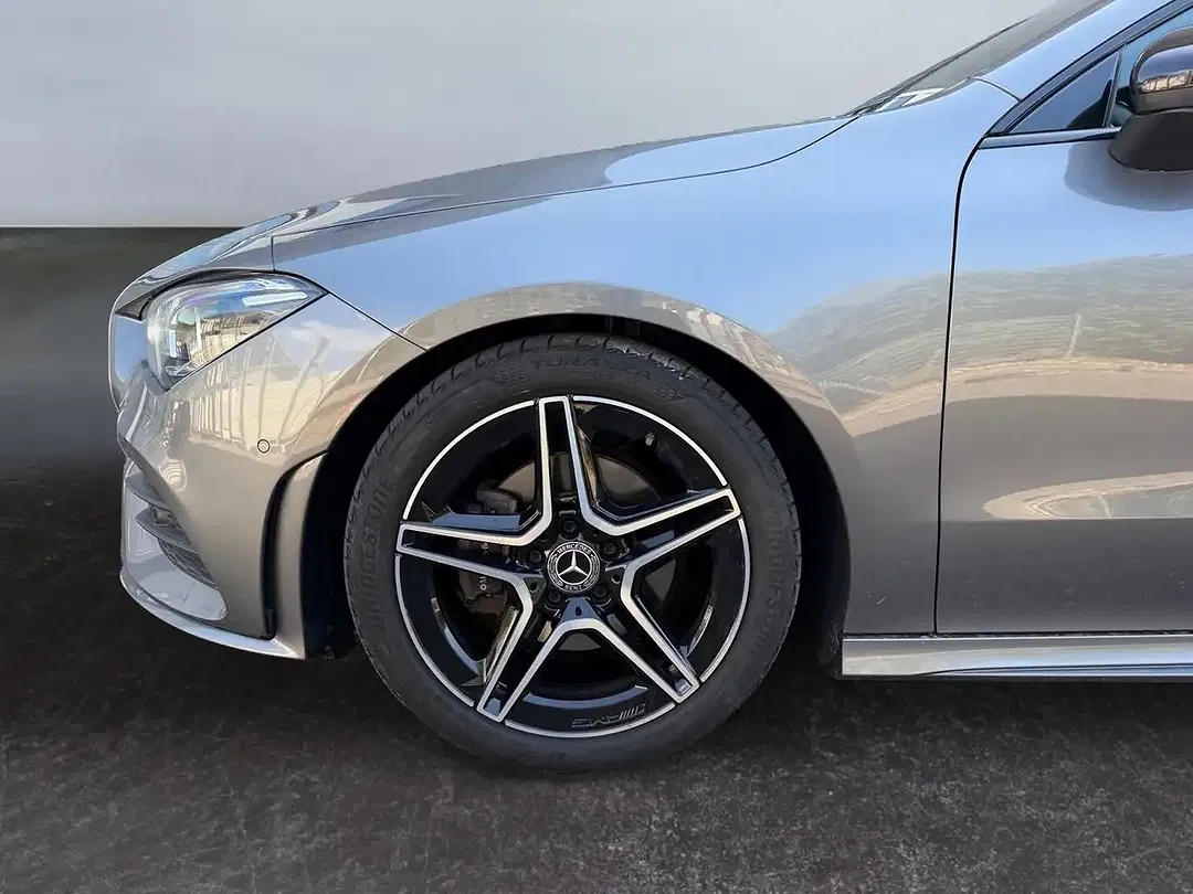 Mercedes-Benz CLA 180 AUT AMG Line - Thumbnail 9