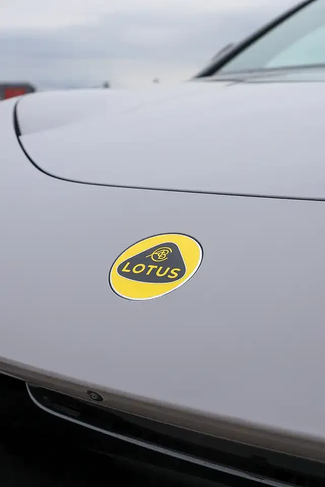 Lotus Eletre S - foto 2