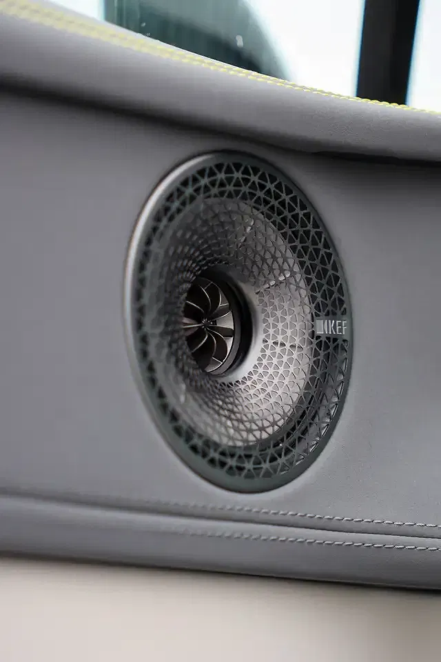 Lotus Eletre S - Thumbnail 8