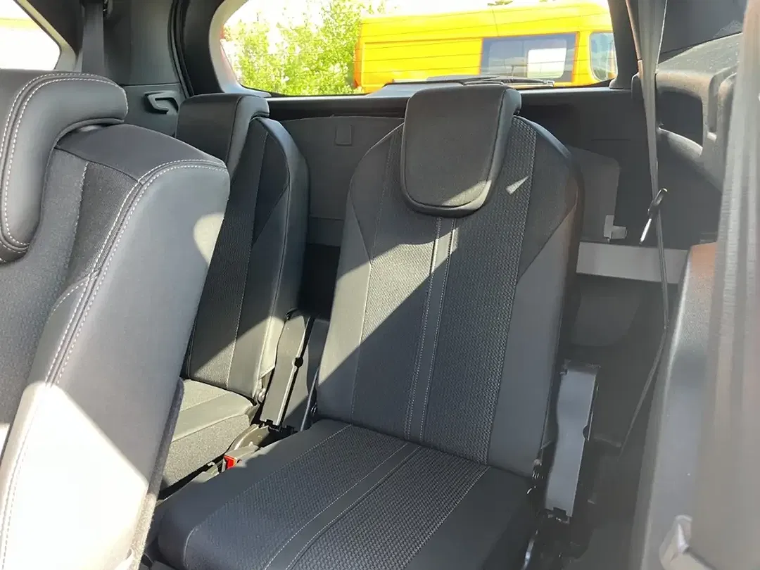 Peugeot 5008 136 Hybrid GT - Thumbnail 22