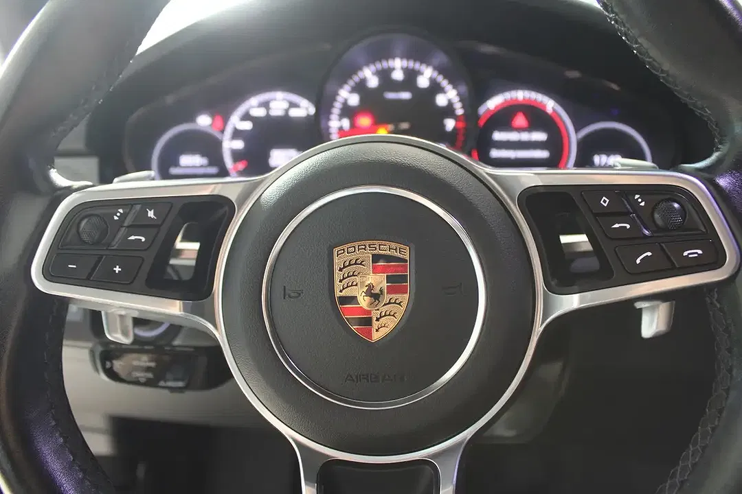 Porsche Cayenne S Turbo - Thumbnail 19