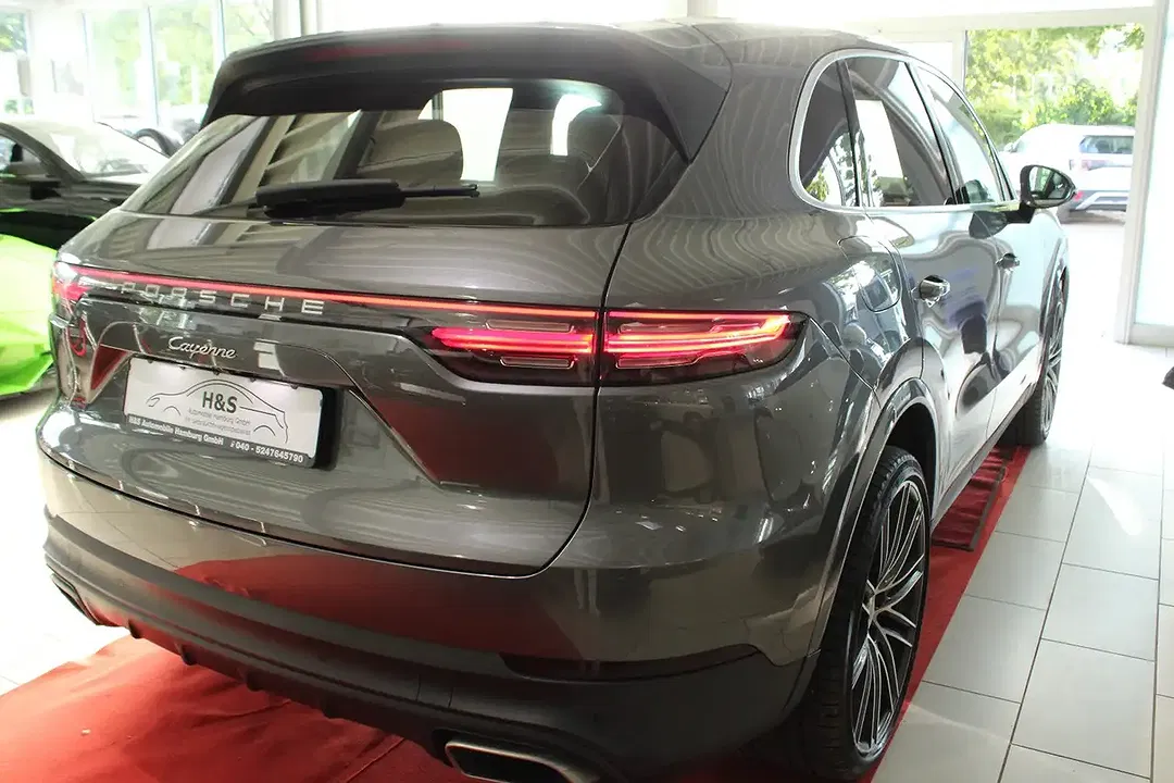 Porsche Cayenne S Turbo - Thumbnail 7