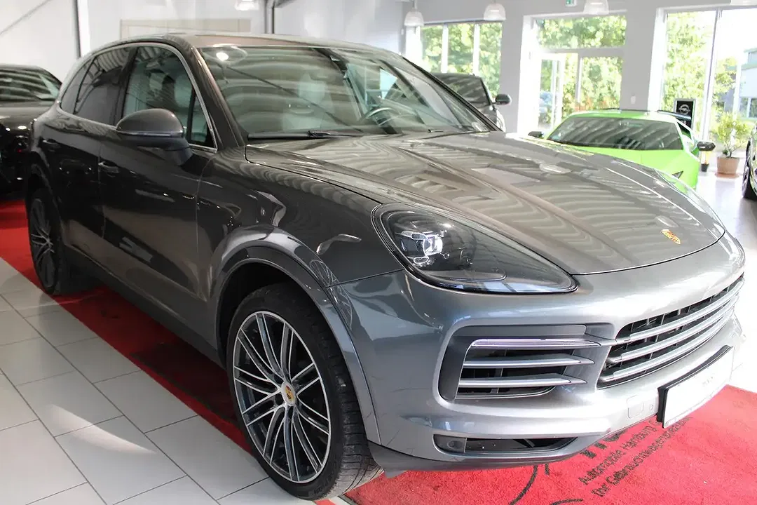 Porsche Cayenne S Turbo - Thumbnail 9