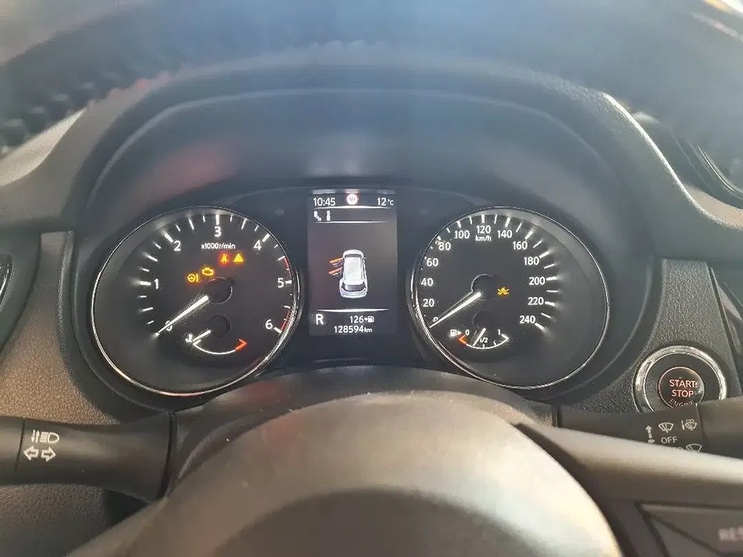 Nissan X-Trail 4x4 Tekna - foto 11