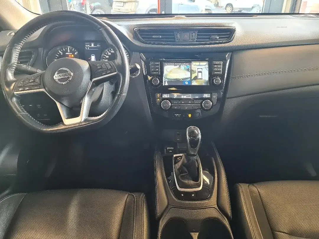 Nissan X-Trail 4x4 Tekna - Thumbnail 6