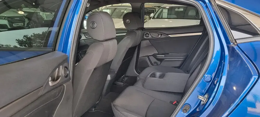 Honda Civic - Thumbnail 13