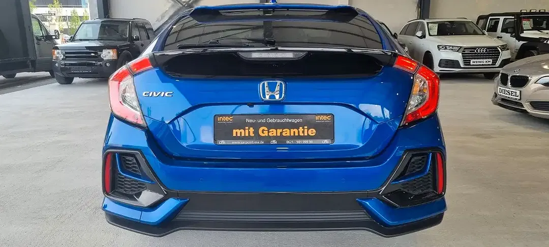 Honda Civic - Thumbnail 4