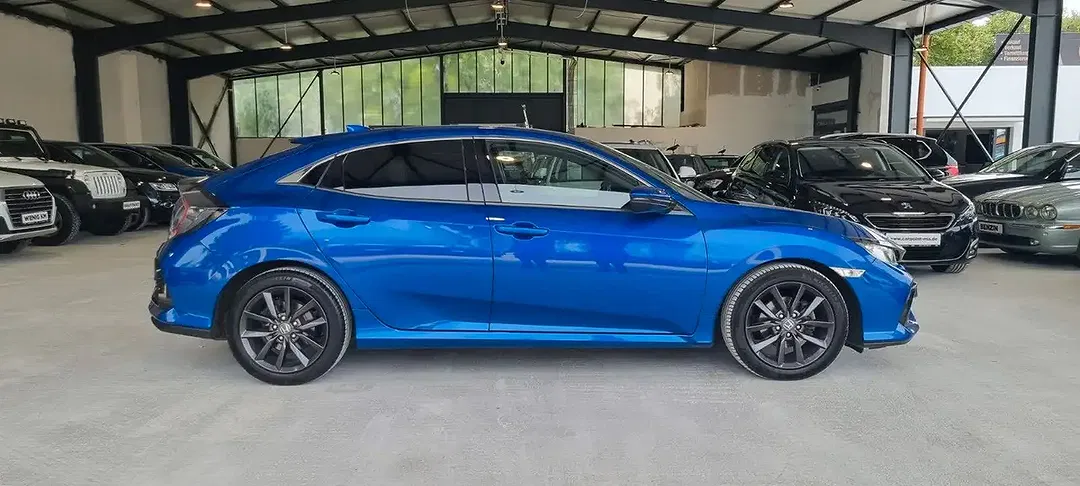 Honda Civic - Thumbnail 9
