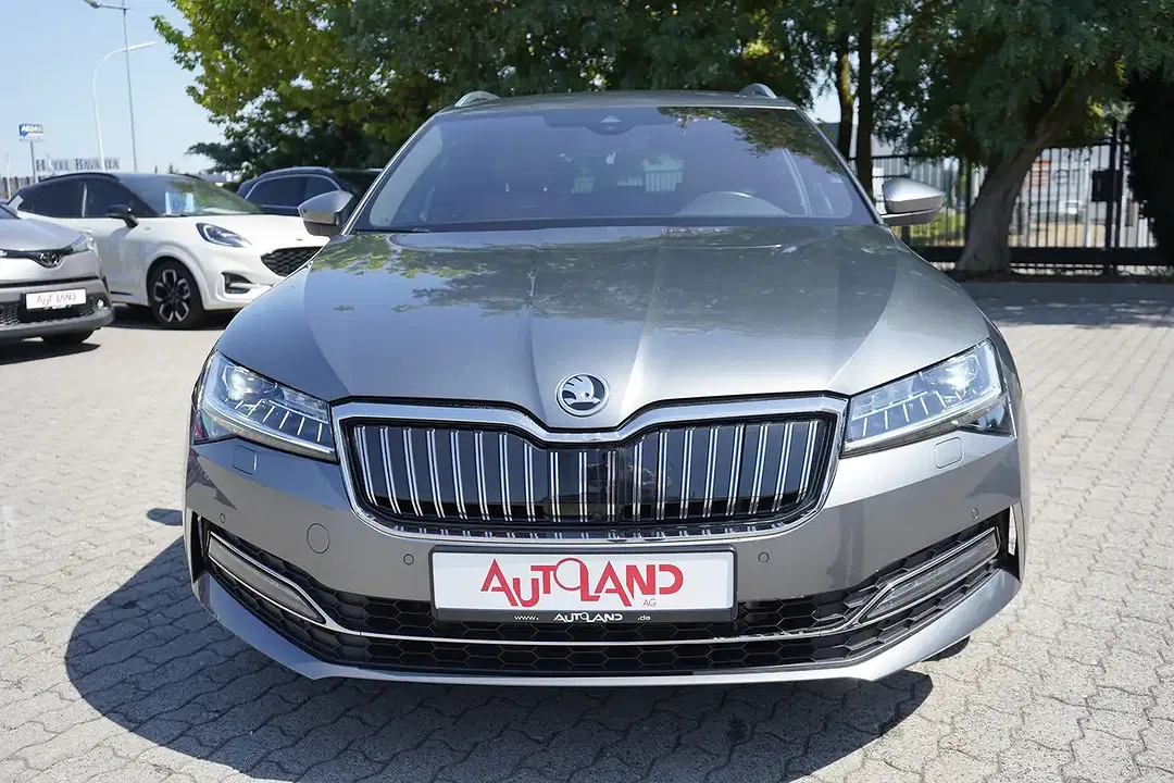 Skoda Superb 1.4 TSI iV DSG Combi L&K - foto 2