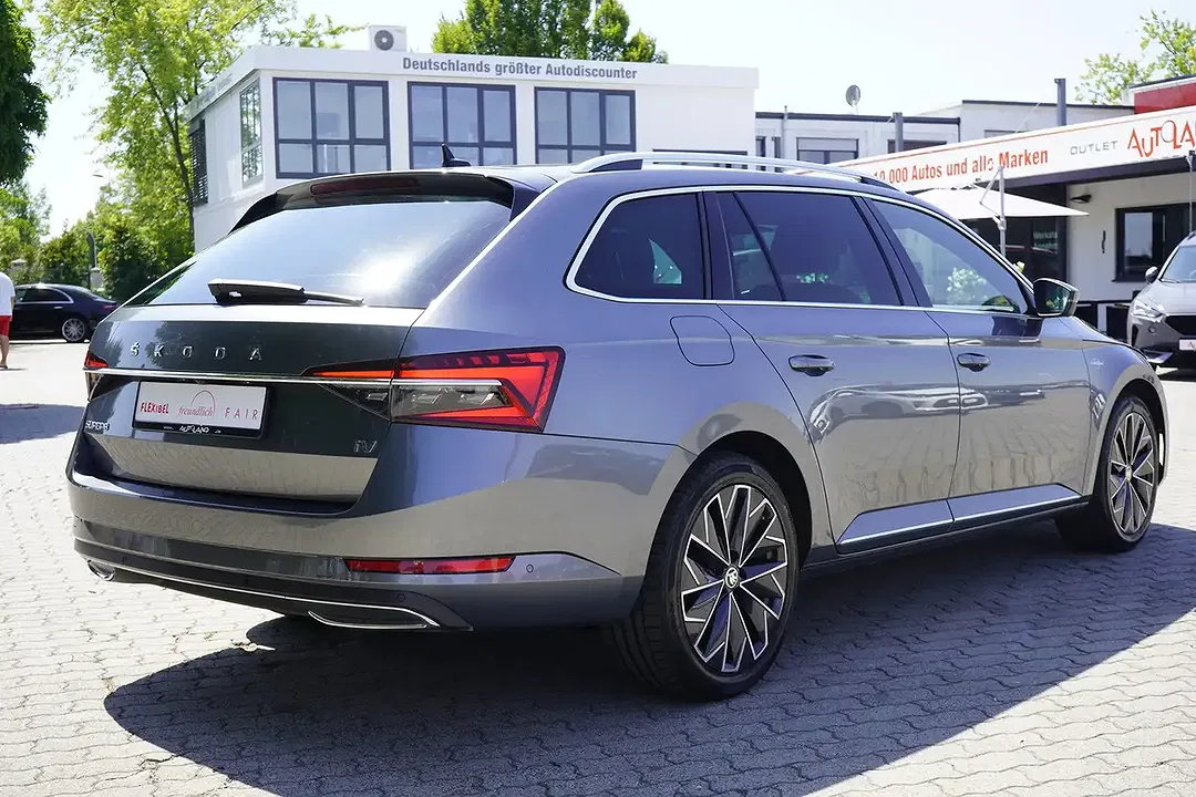 Skoda Superb 1.4 TSI iV DSG Combi L&K - Thumbnail 6
