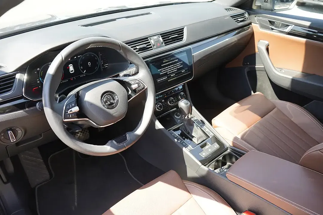 Skoda Superb 1.4 TSI iV DSG Combi L&K - Thumbnail 7