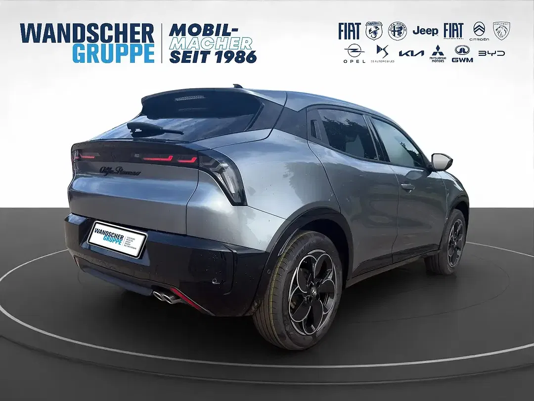 Alfa Romeo Junior Ibrida Ti - Thumbnail 5